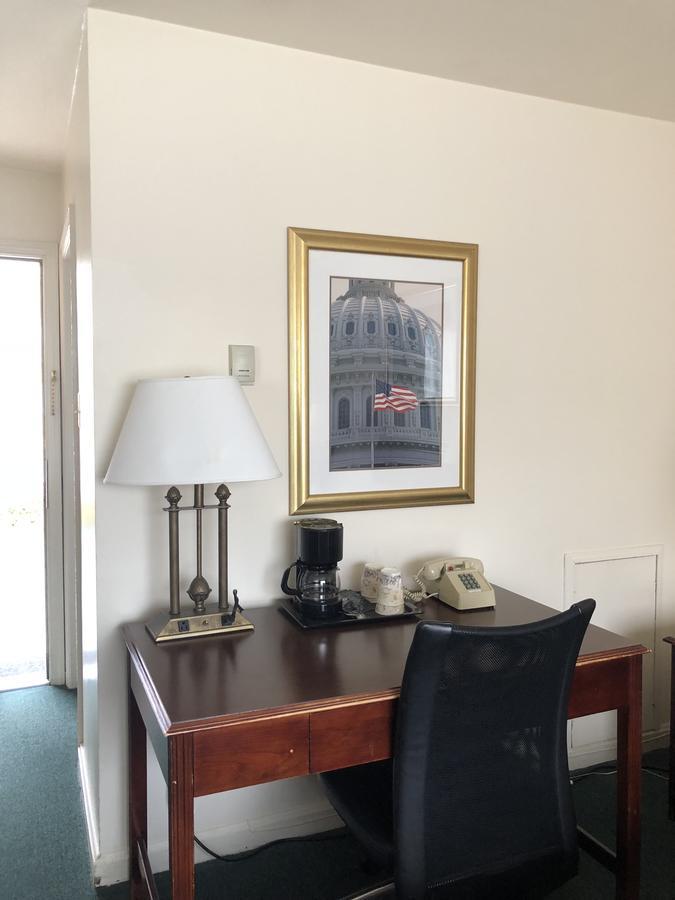 The Inn Of Rosslyn Arlington Ngoại thất bức ảnh